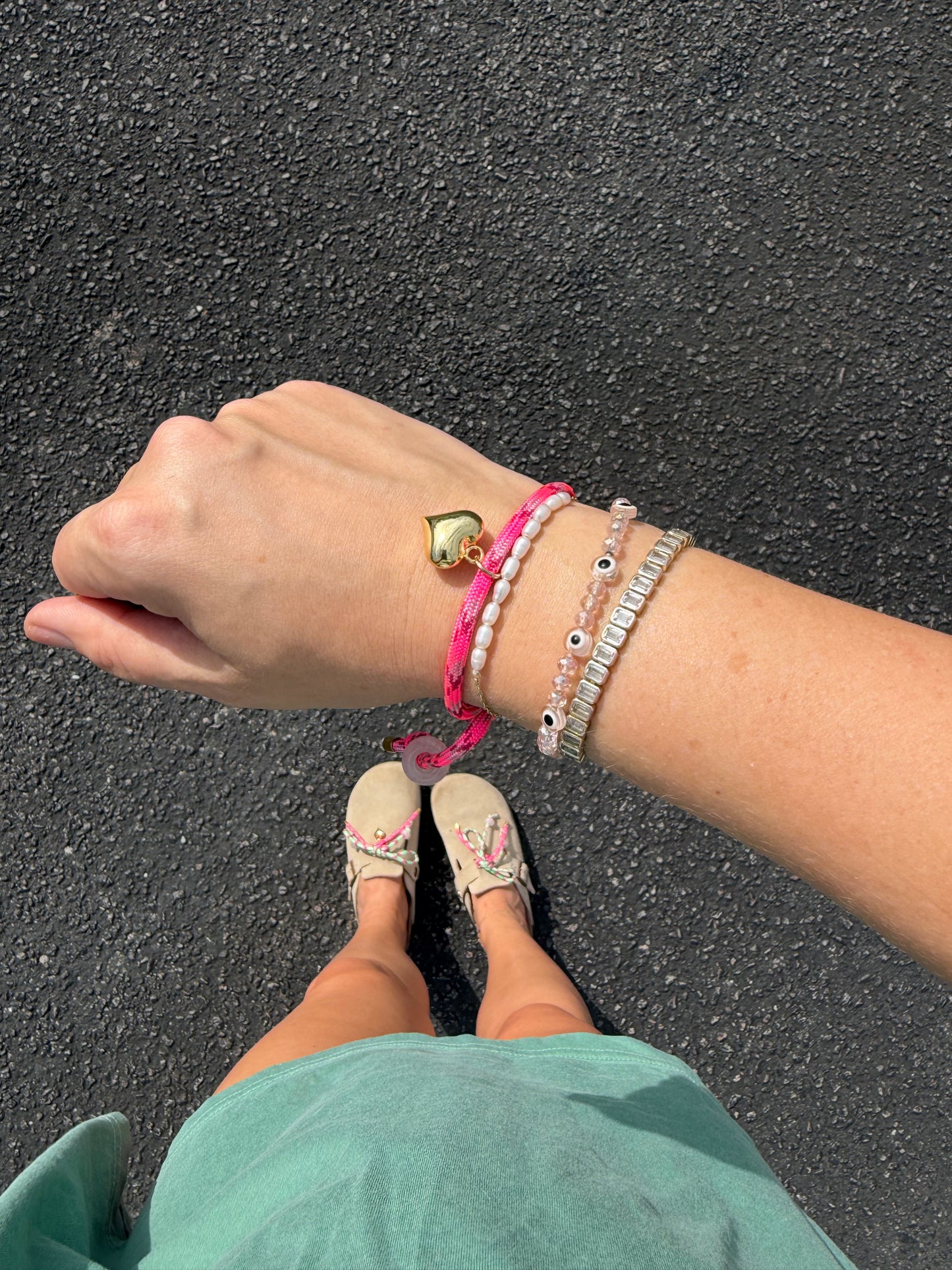 Bubble Heart Paracord Bracelet